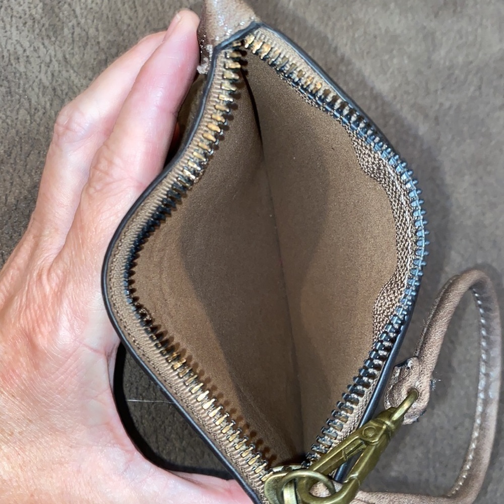 Darcy Marks London Chocolate Brown wristlet - Picture 4 of 6